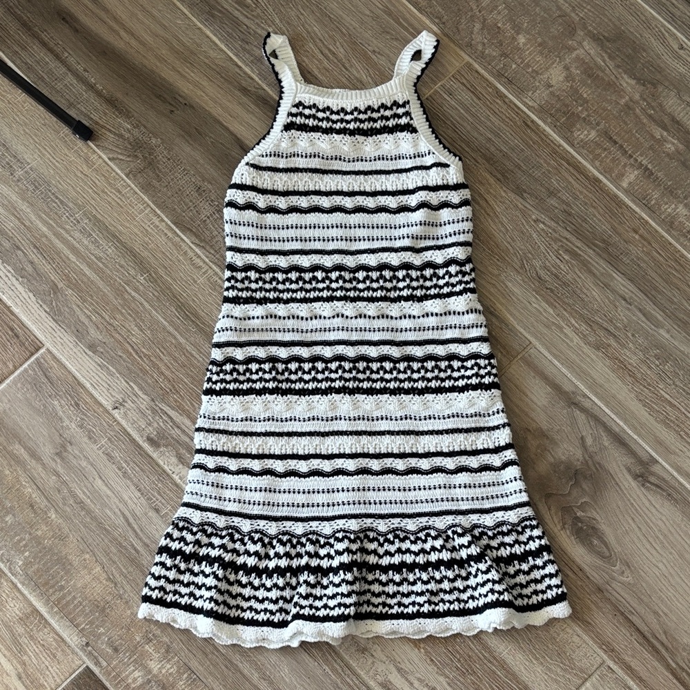 Abercrombie Kids Black and White Patterned Dress size 7/8